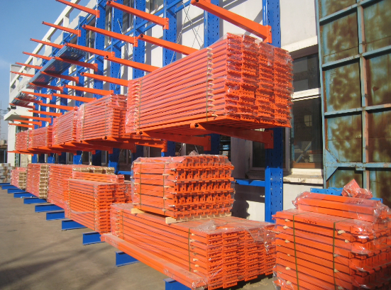 悬臂式货架-悬臂货架解决材料堆放杂乱困扰 悬臂式货架-悬臂货架解决材料堆放杂乱困扰