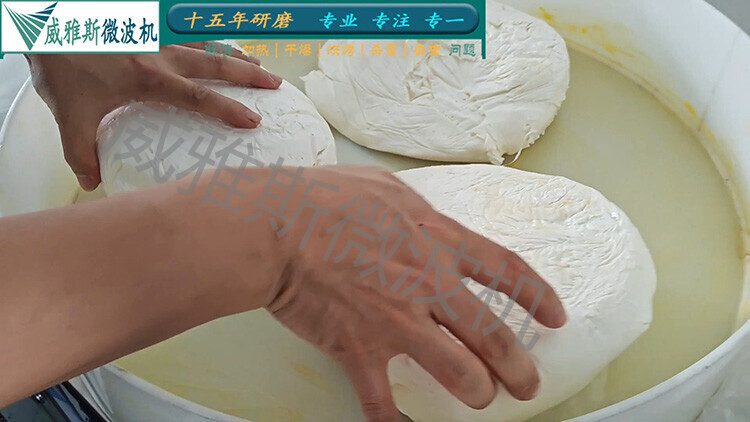 麦芽糖加热1.jpg 麦芽糖加热1.jpg