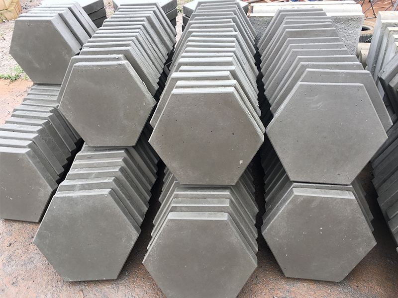 生態(tài)六角護坡磚