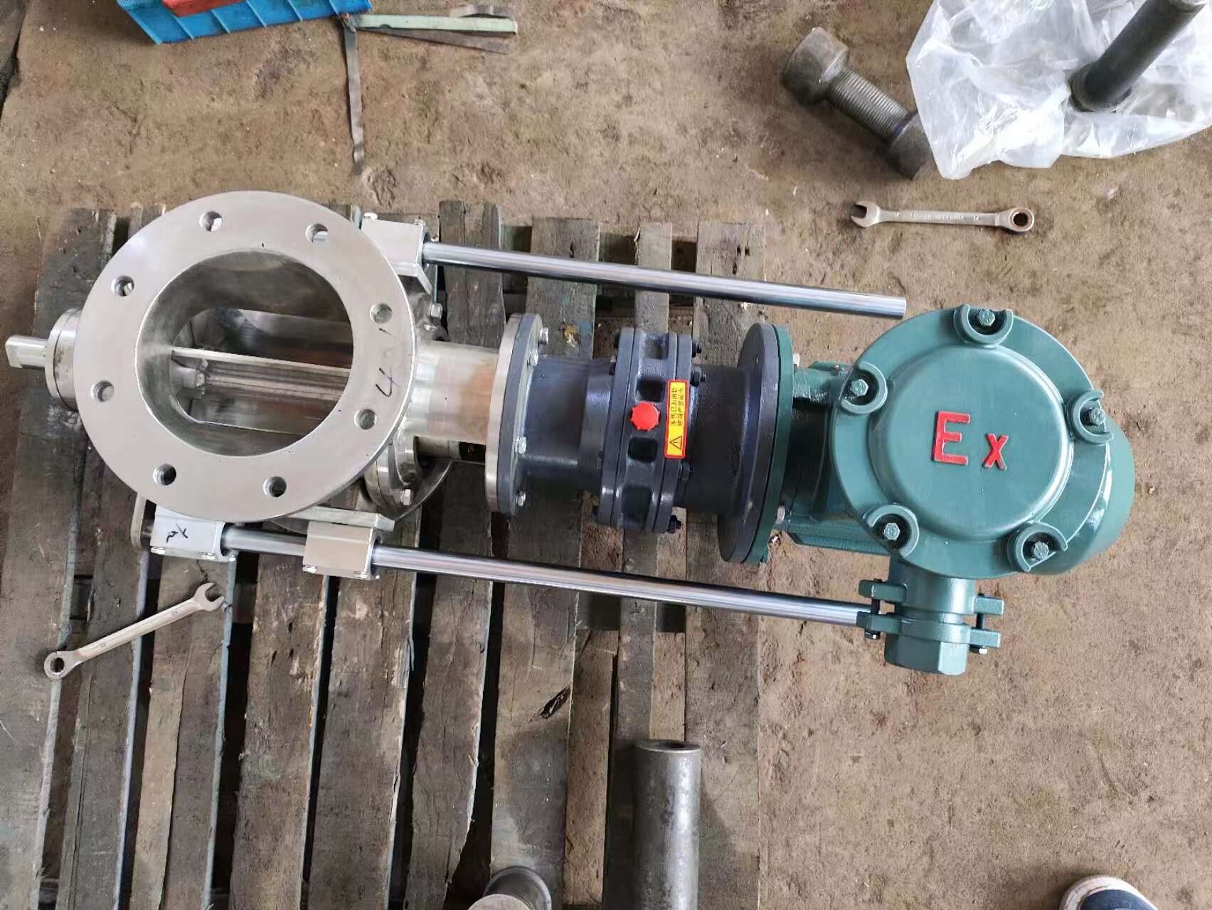 拉桿式關(guān)風(fēng)機(jī)