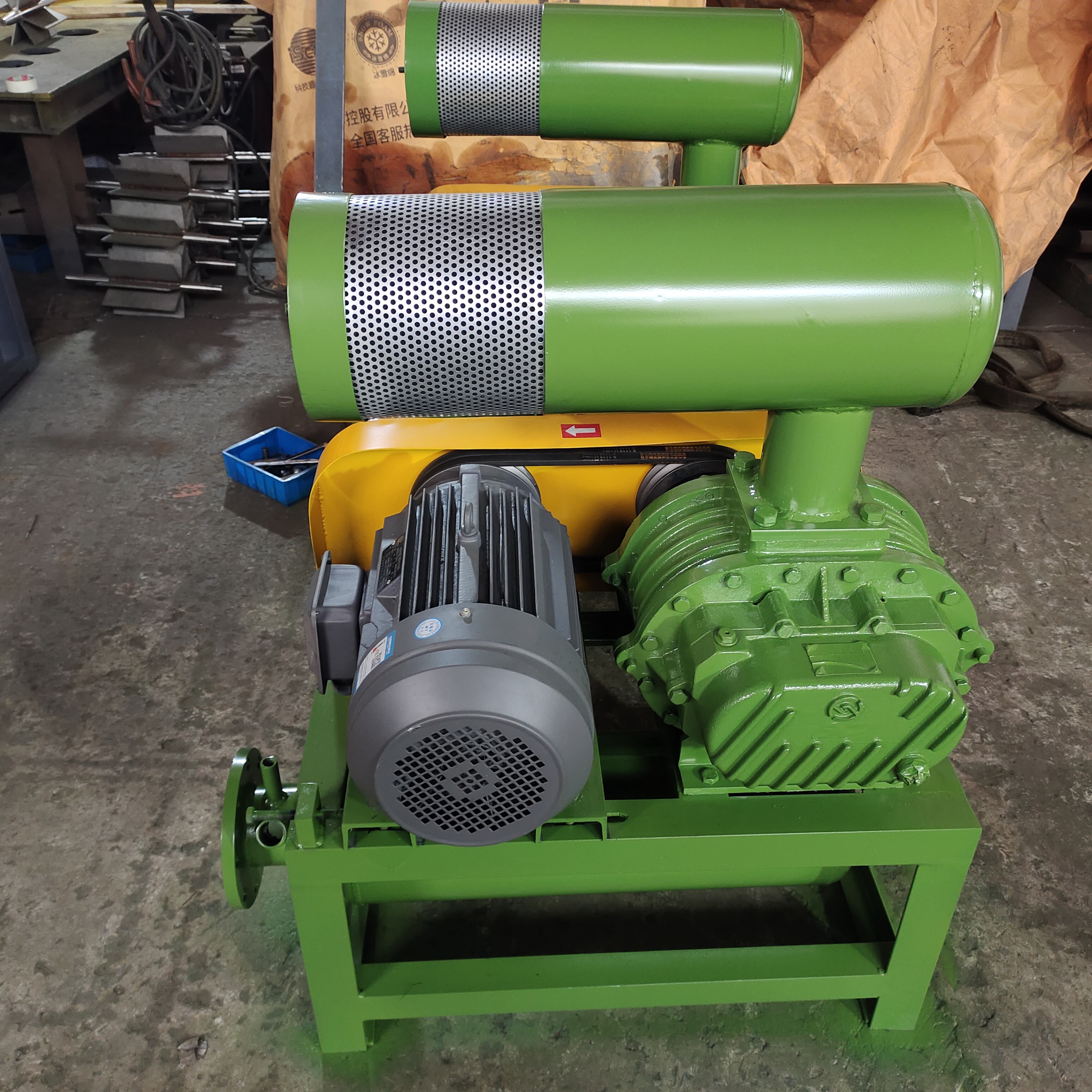 密集型羅茨風(fēng)機(jī)