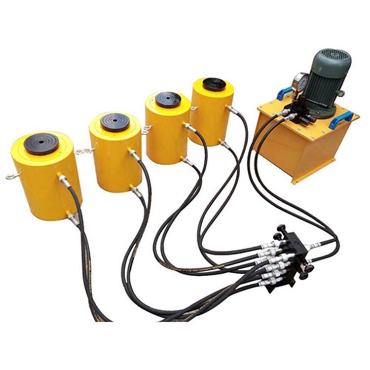 同步顶升千斤顶