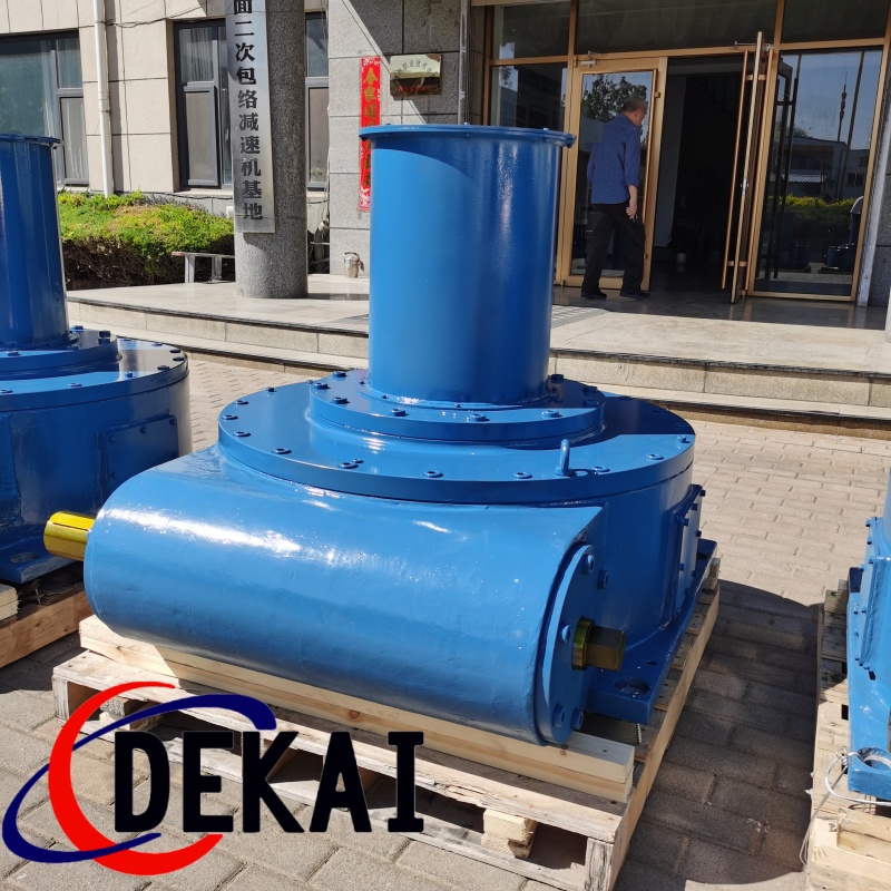 A500-51德凯定制平面二次包络环面蜗轮蜗杆减速机钢厂