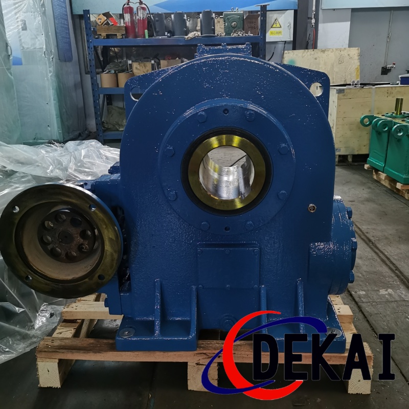 PW280轮胎定型硫化机专用减速机平面二次包络德凯生产