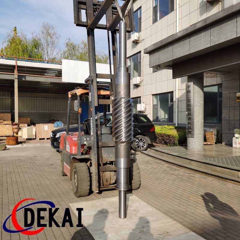 德凯定制圆弧齿大模数大中心距蜗杆7个头3米长电厂用