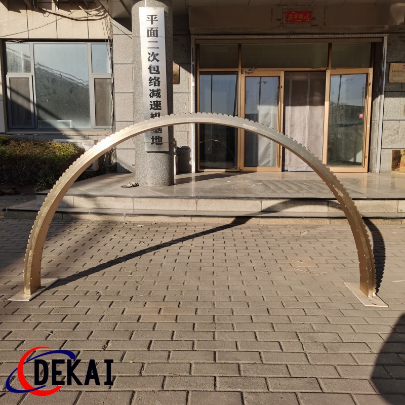 德凯来图非标定制数控机床用精密蜗轮副中心距1131切两半