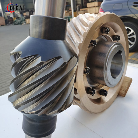 二次包络蜗杆蜗轮副