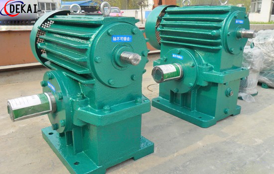 WHC-200圆孤齿蜗轮蜗杆减速机