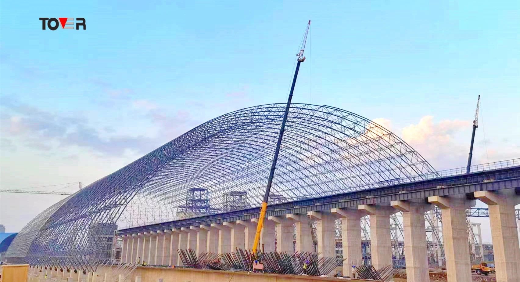 網(wǎng)架結(jié)構(gòu)