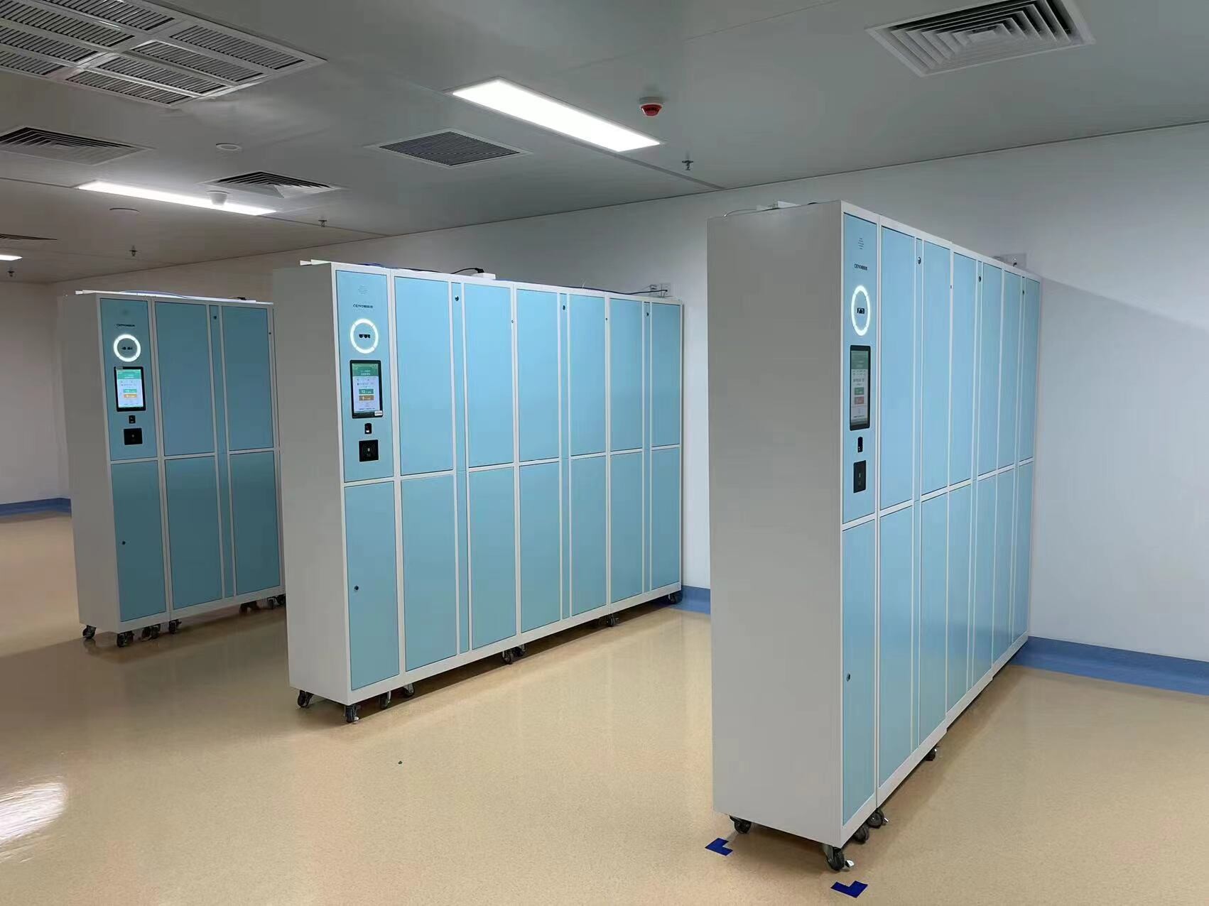 医院智能换衣柜