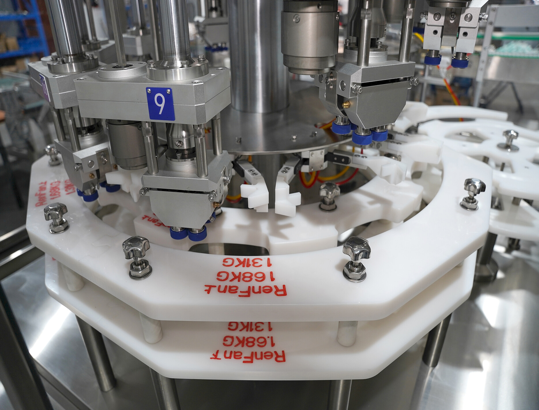 小4抓-泵盖旋盖机DSC00016 (44).JPG