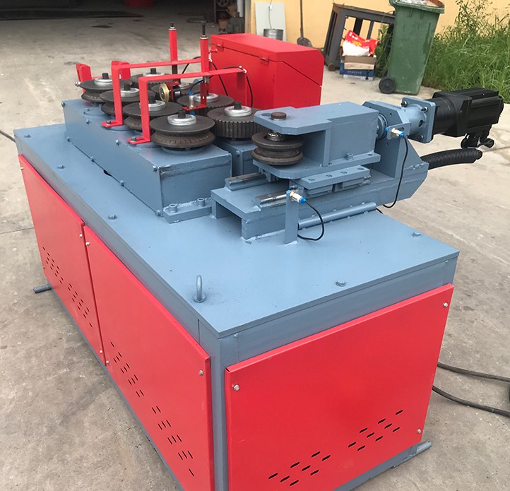 弯弧机1.png 弯弧机1.png