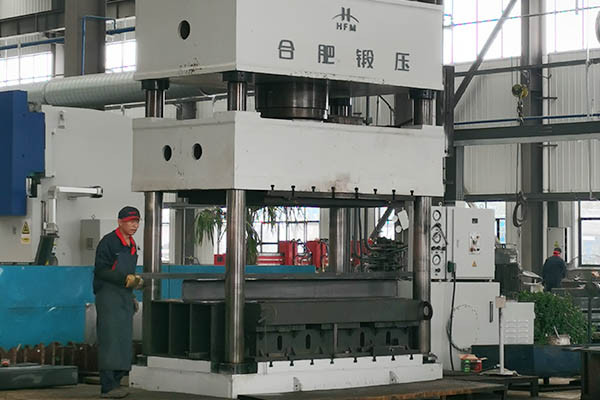压力机315-500吨.jpg