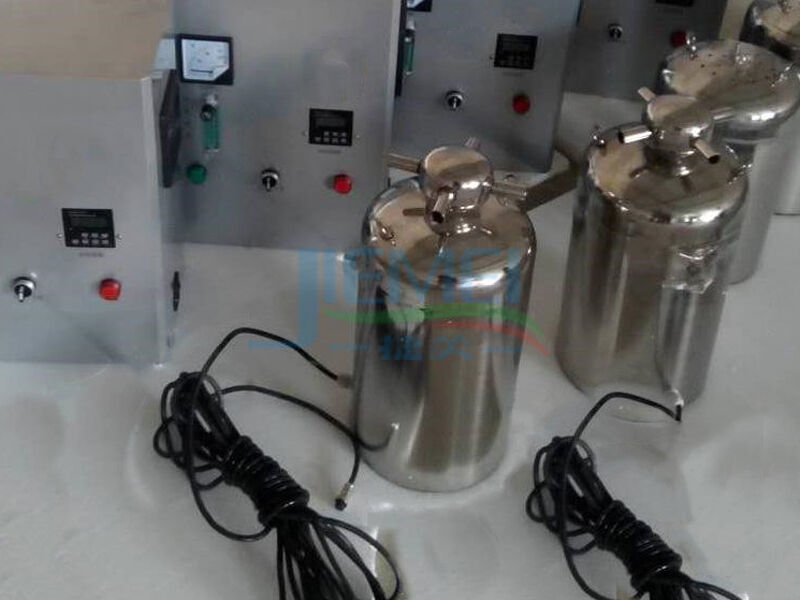 水箱自潔消毒器