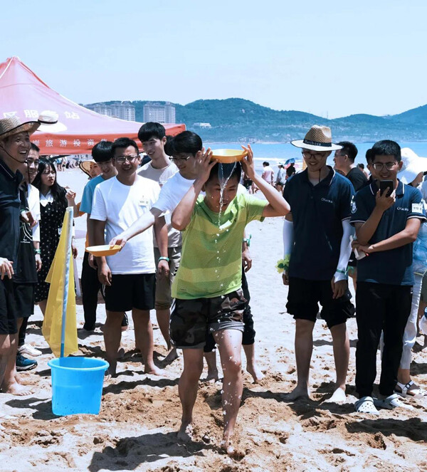 元气满满！澳科举办沙滩拓展活动