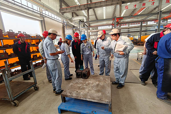 Komatsu Sujin Technical Team Visited