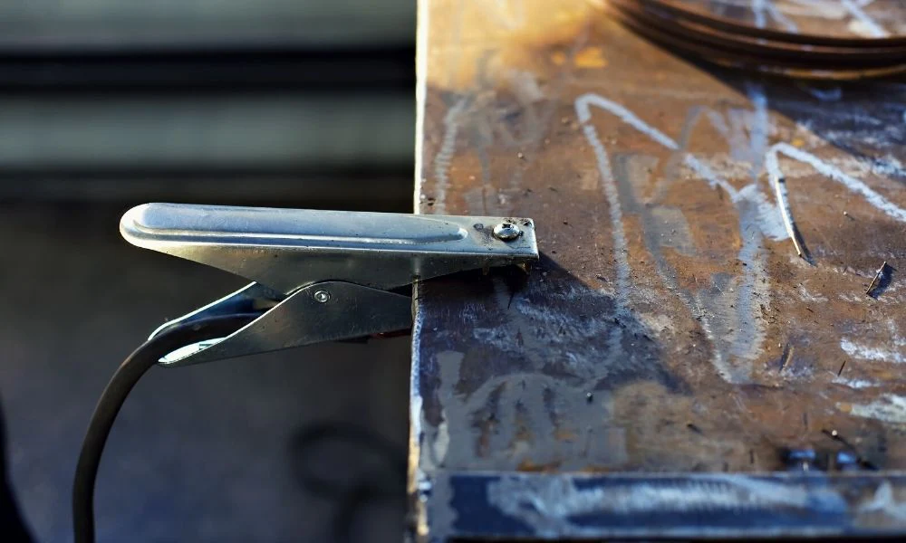 Welding Safety: Machine Case Grounding – The Hidden Shock You Never See Coming (WeldSafe Essentials 6)