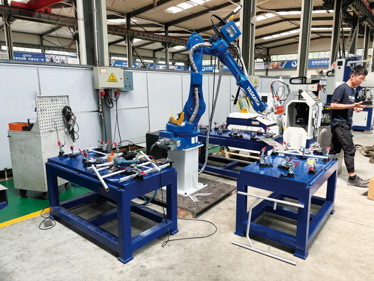 油缸机器人自动焊机 - 小图03.jpg