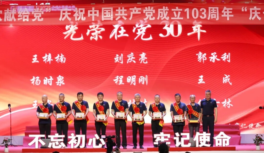 640.webp (18).jpg 640.webp (18).jpg