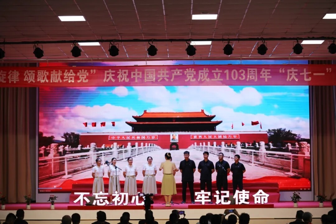 640.webp (17).jpg 640.webp (17).jpg