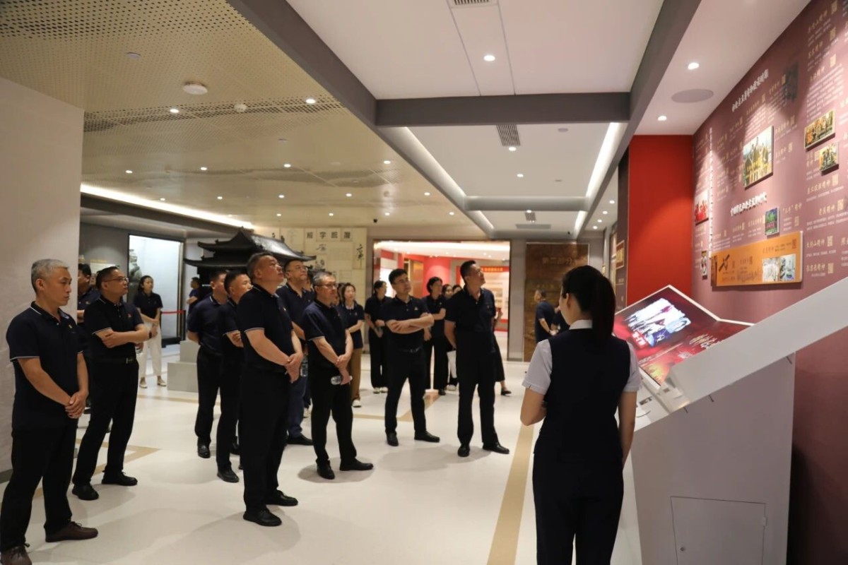 d7dd90081accb2582560bdceab508c82.jpg 1720581889669502730750734336.jpg