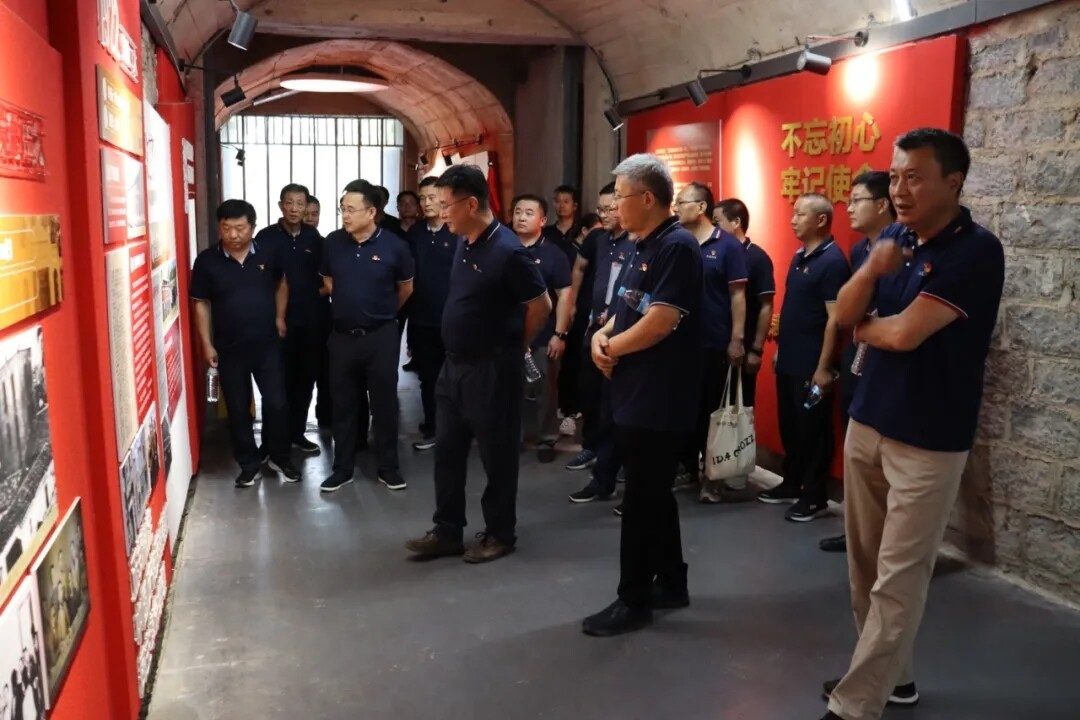 640.webp (13).jpg 640.webp (13).jpg