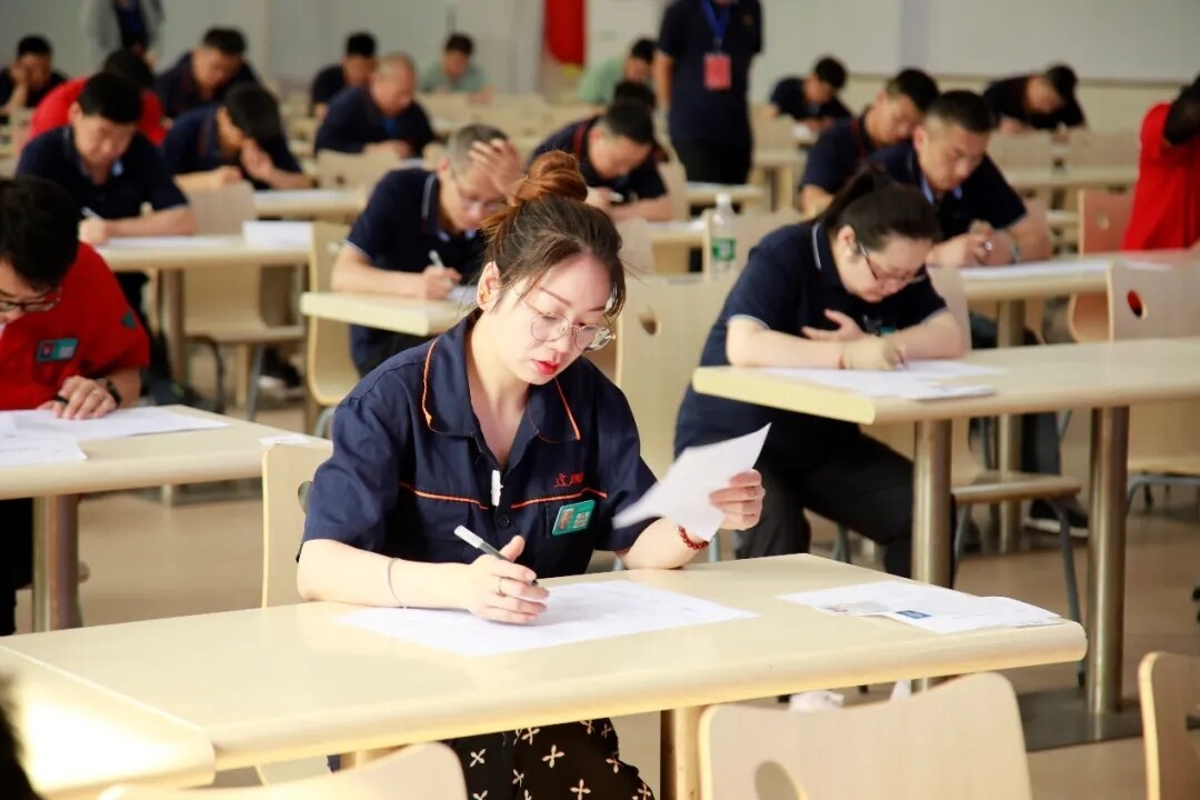 640.webp (8).jpg 640.webp (8).jpg