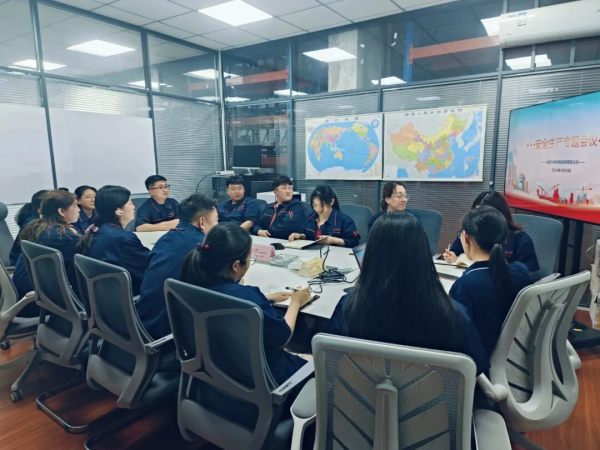 安全如盾，生产无忧 | 小鸭冷机公司召开安全生产专题会议