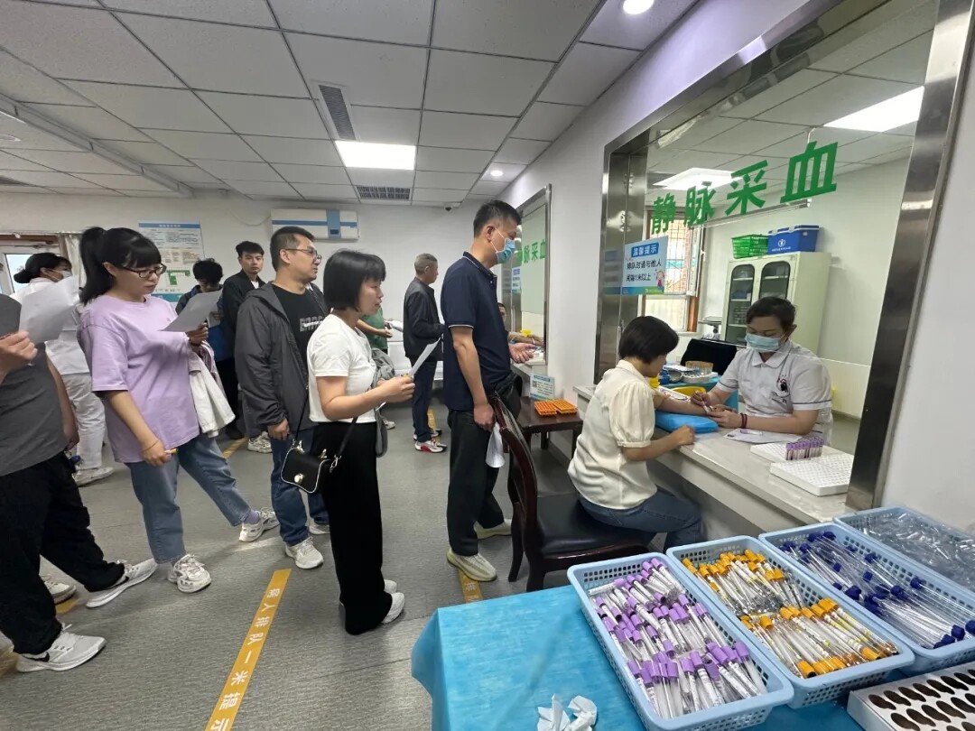 筑牢健康防线，助力企业发展 | 小鸭冷链组织职工进行健康检查