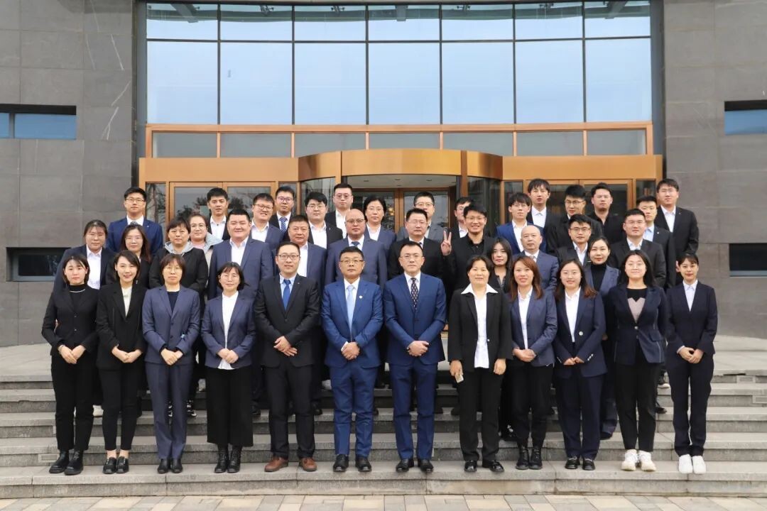 聚智启新 展华彩 一往无前 竞锋芒 | 小鸭集团小家电有限公司召开2024年度经营工作会议