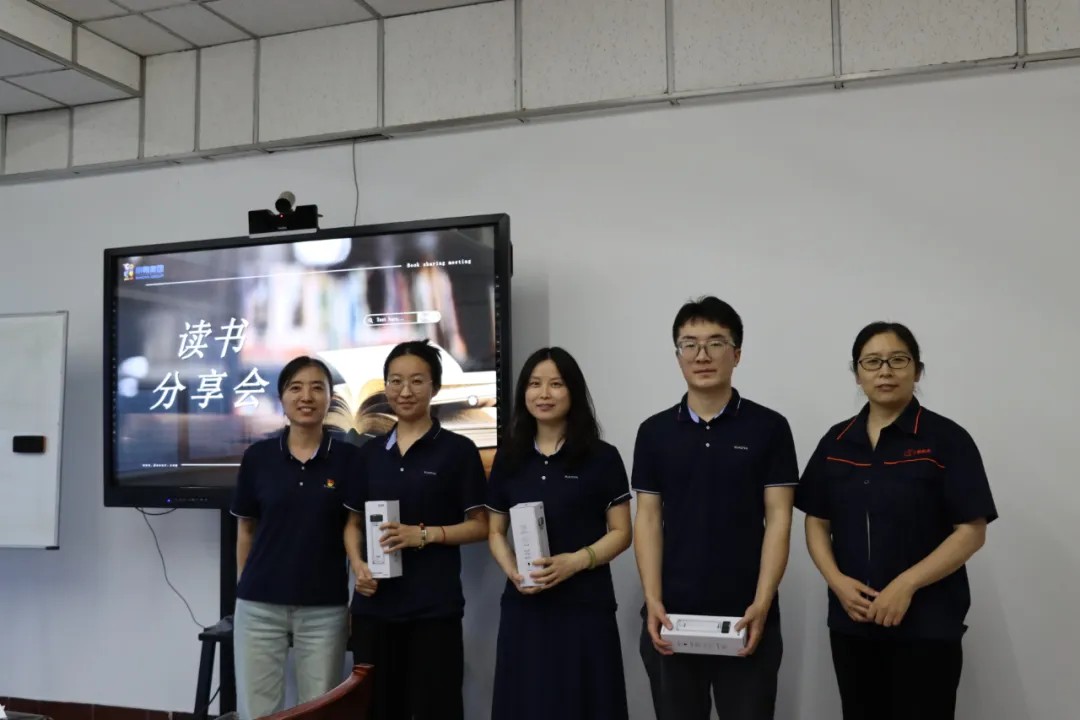 1721354376672742774626320384.jpg 图片