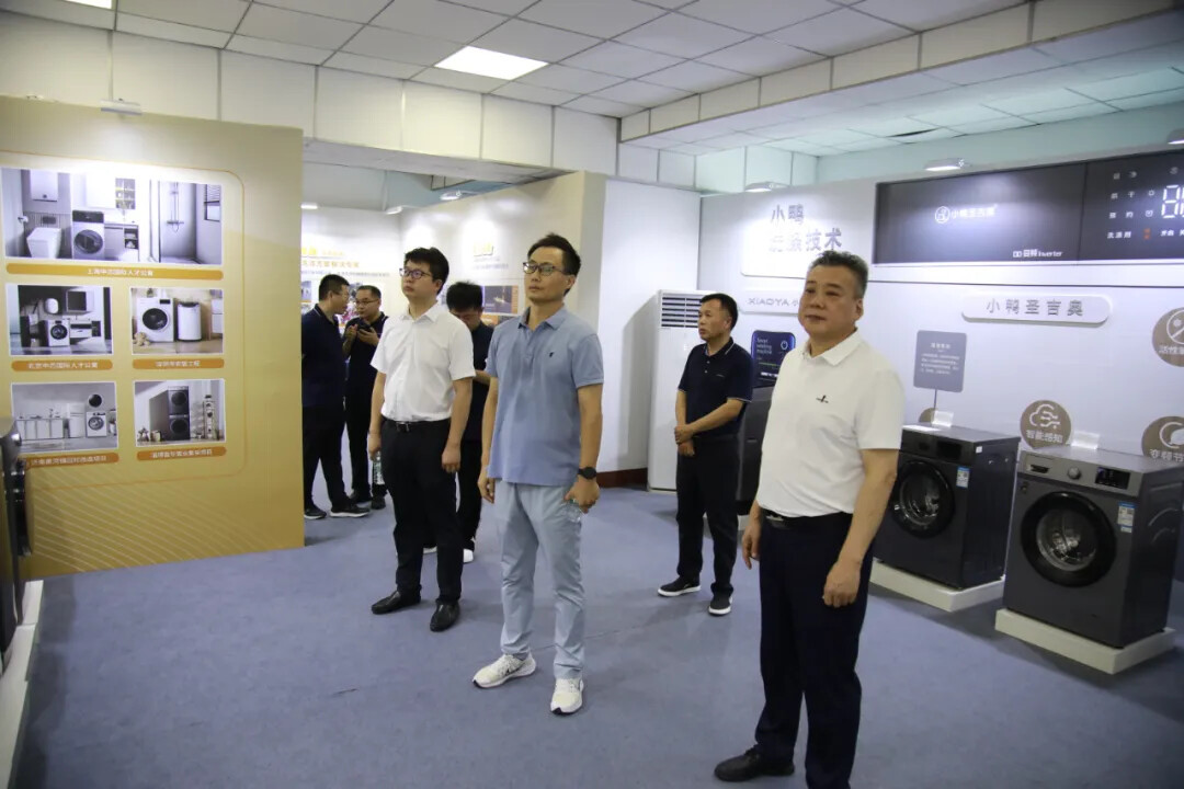 1722905683679249429845590016.jpg 图片