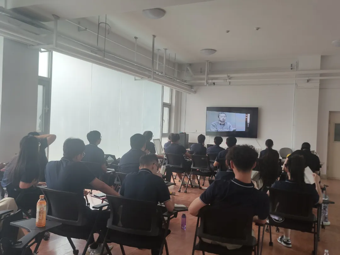 以“廉”为始，从“新”启航——小鸭控股集团开展新入职员工廉洁从业教育培训