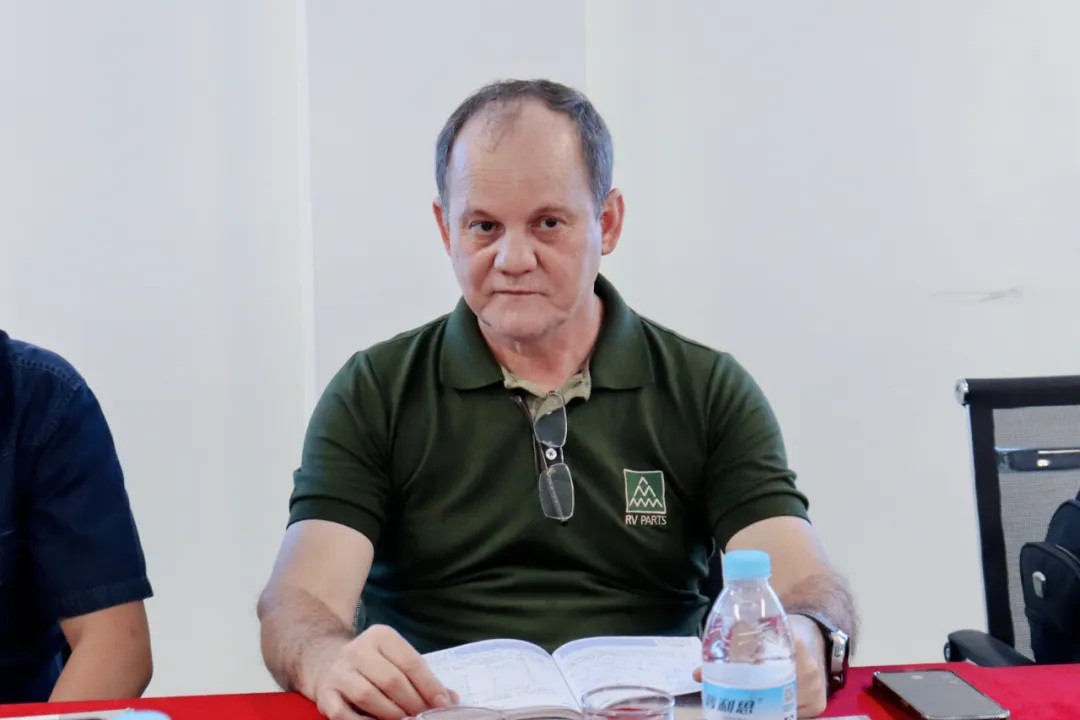 1724720938686863157722415104.jpg 图片