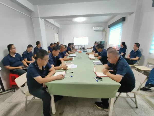 山东小鸭集团家电有限公司召开党委（扩大）会议暨党的二十届三中全会专题学习班开班