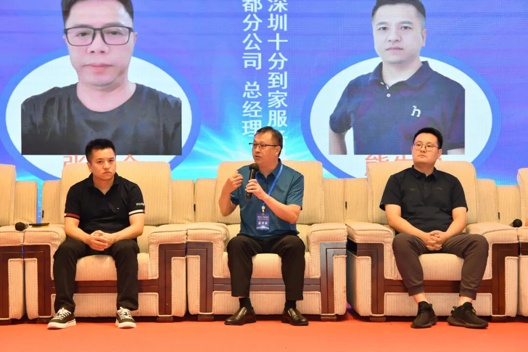 1728377716702200796688490496.jpg 图片