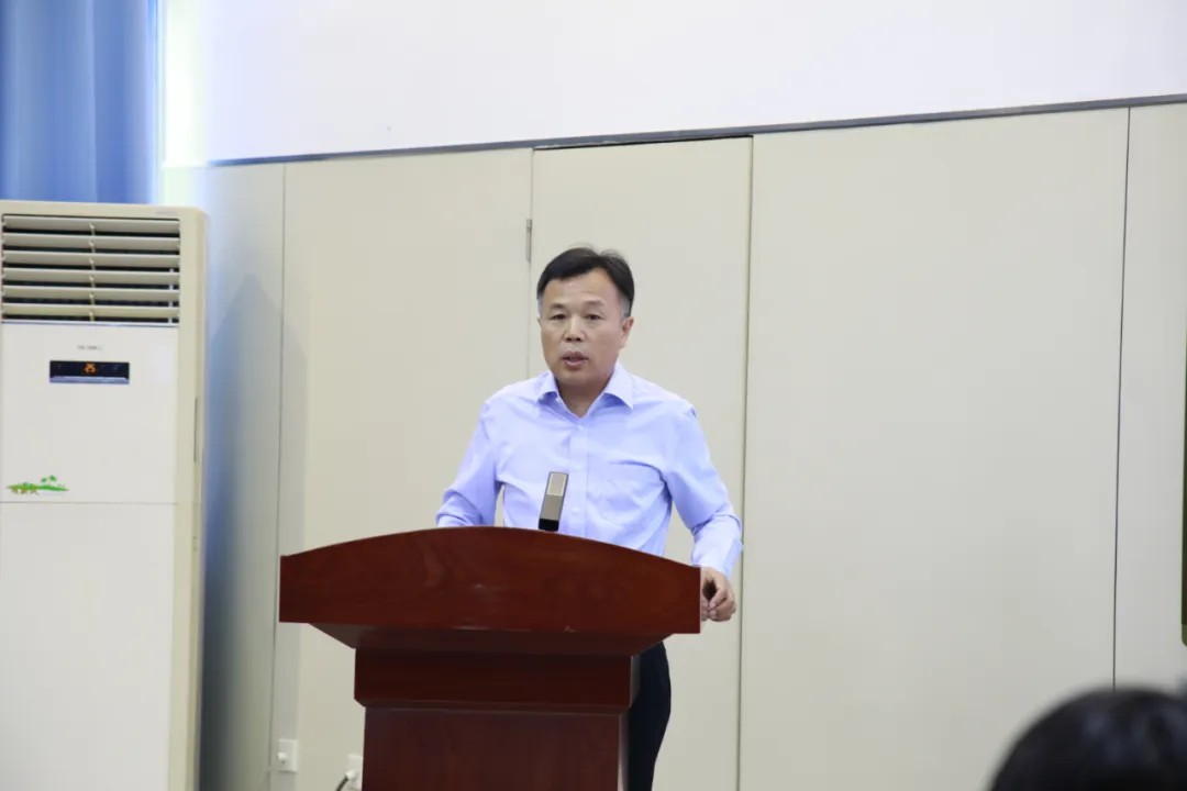 1728377954702201794907639808.jpg 图片