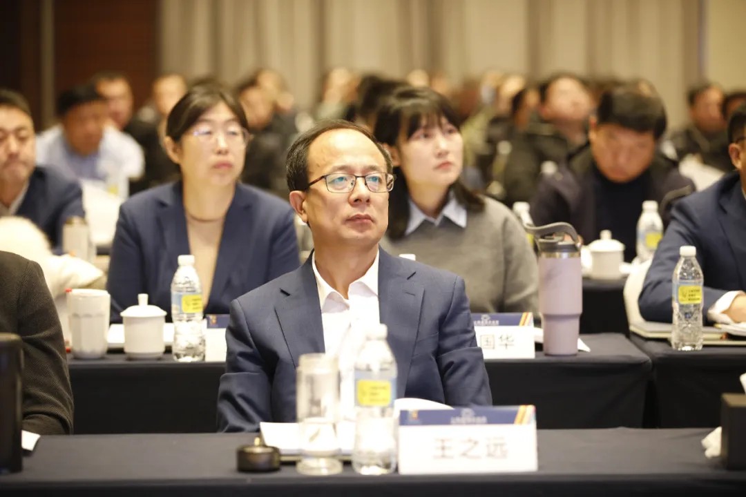 1736127238734704647652495360.jpg 图片