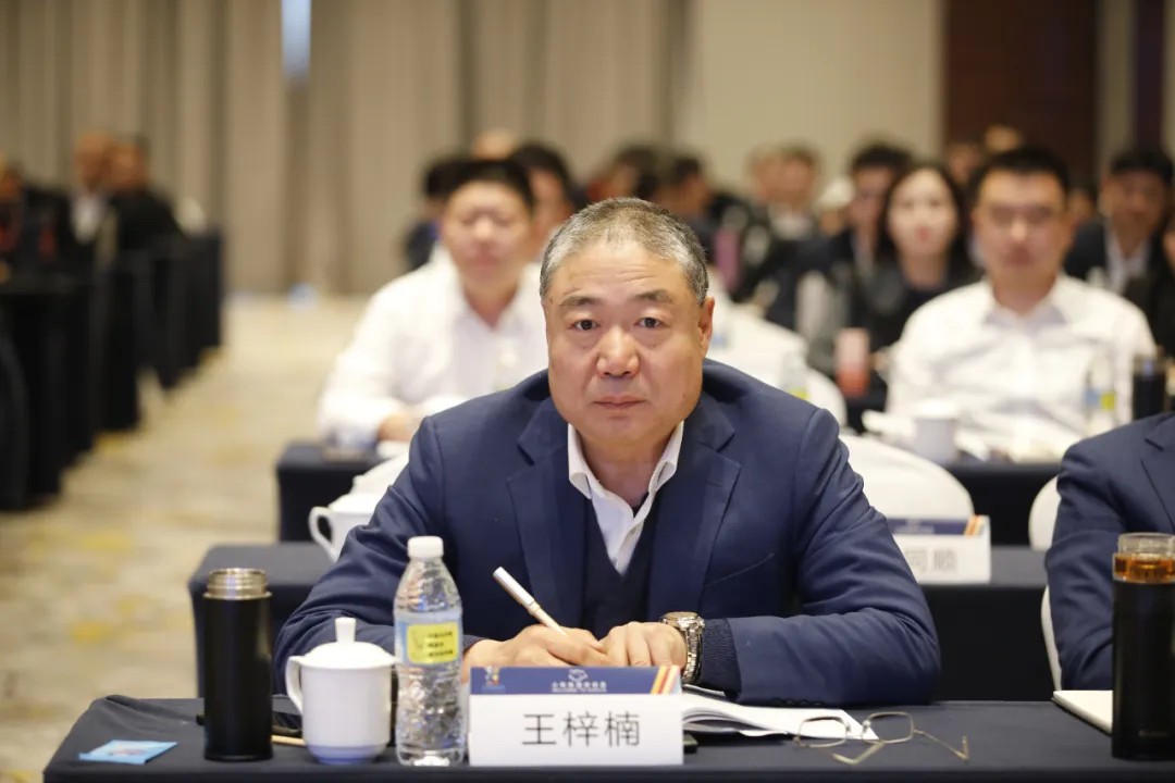 1736127238734704647673462784.jpg 图片