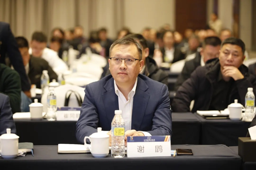 1736127238734704647677693954.jpg 图片