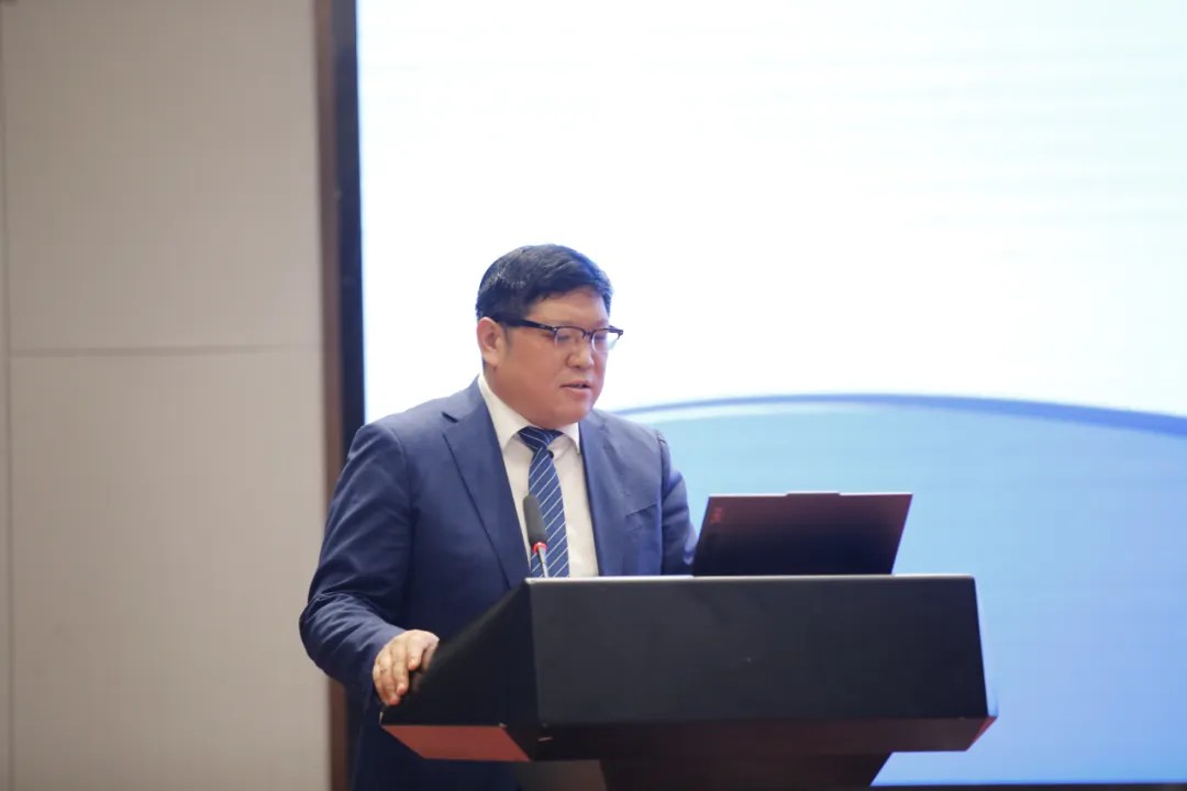 1736127238734704647681888256.jpg 图片