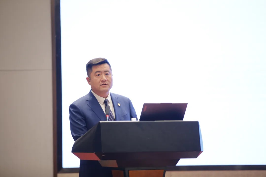 1736127238734704647690244096.jpg 图片