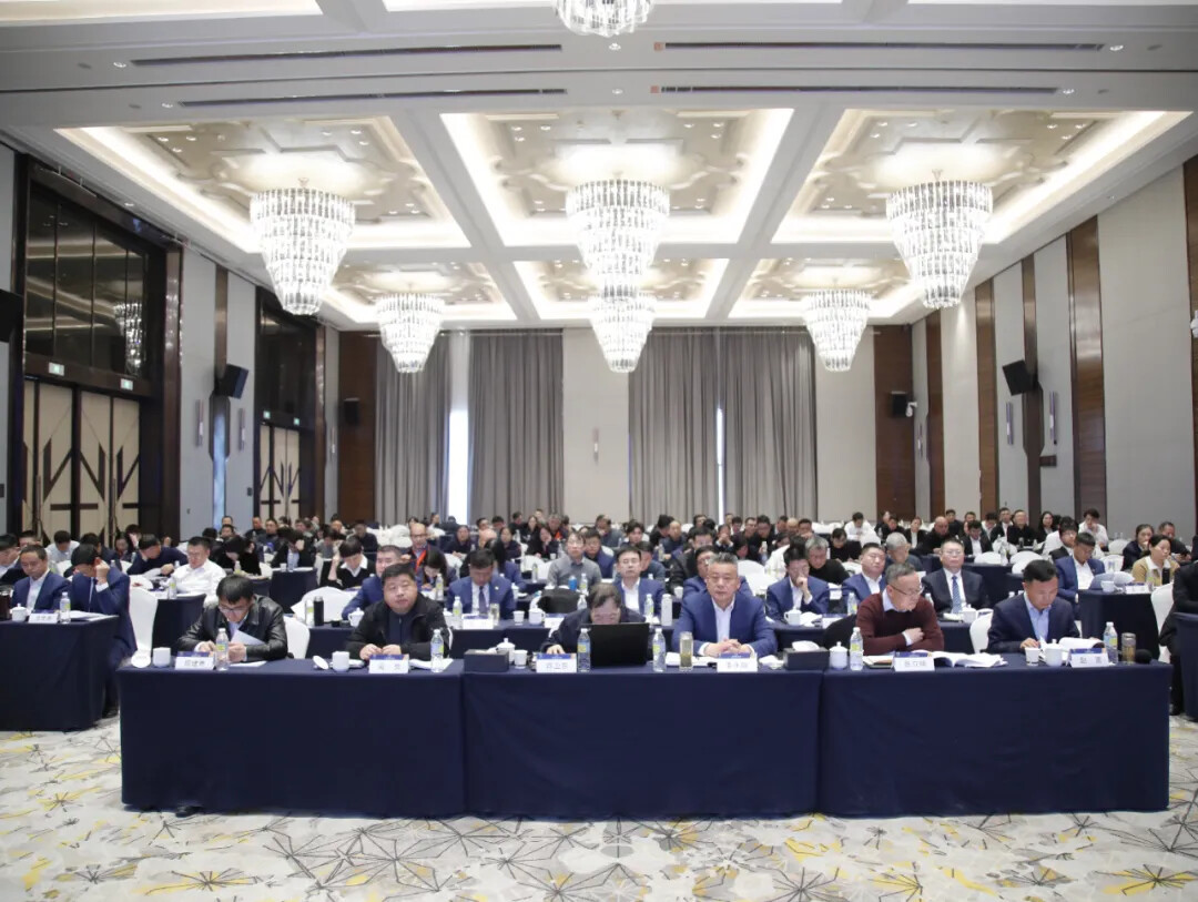 1736127238734704647723794432.jpg 图片