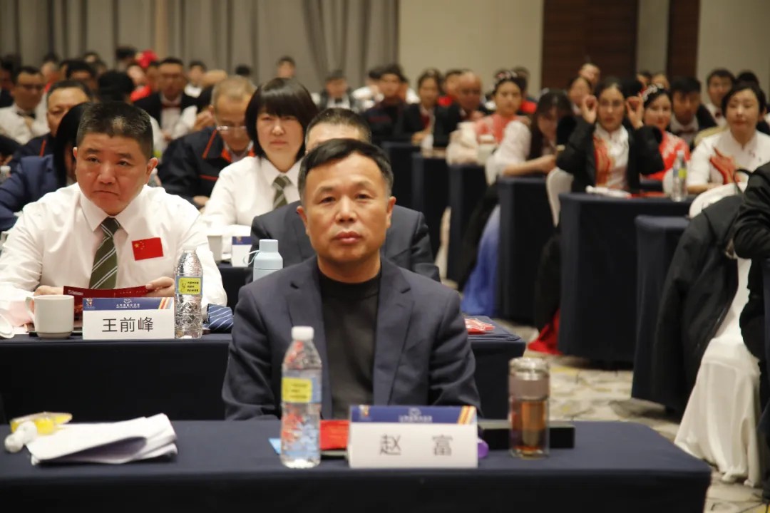 1736128573734710249208397824.jpg 图片