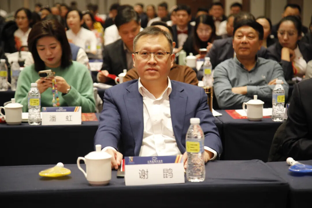 1736128573734710249220976640.jpg 图片