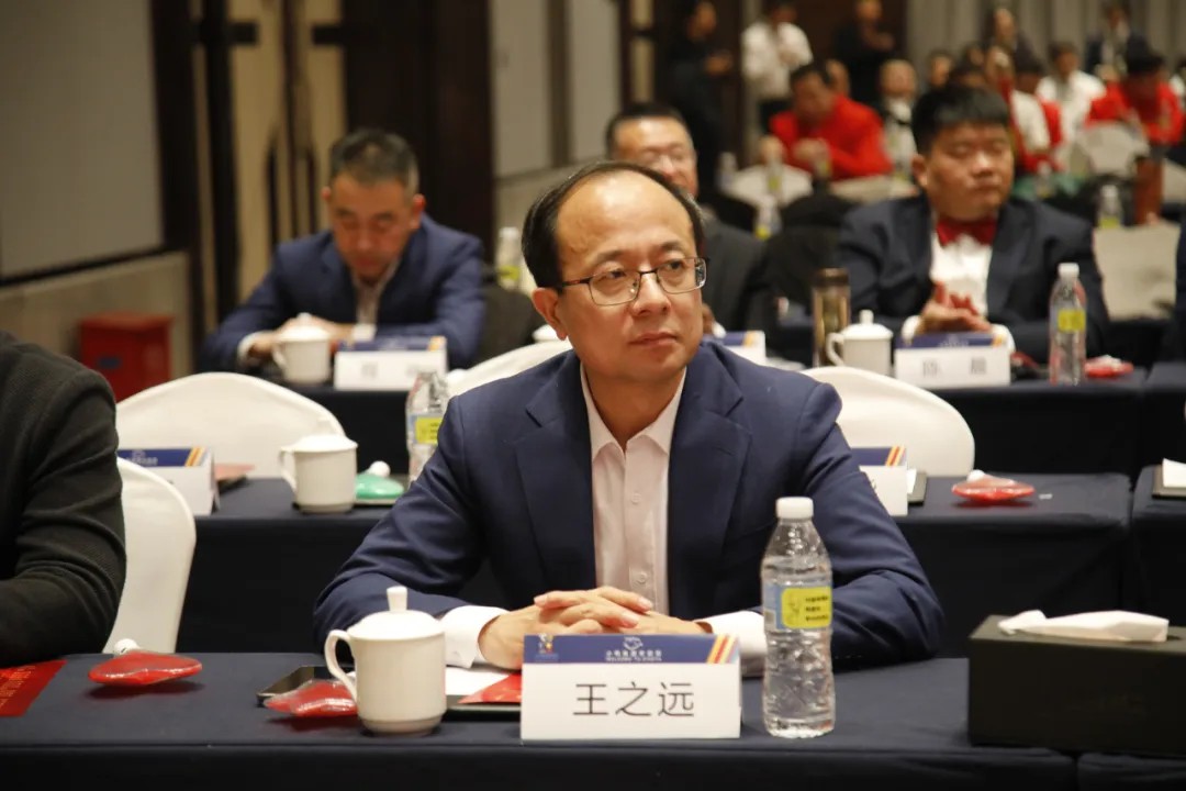 1736128573734710249225175040.jpg 图片