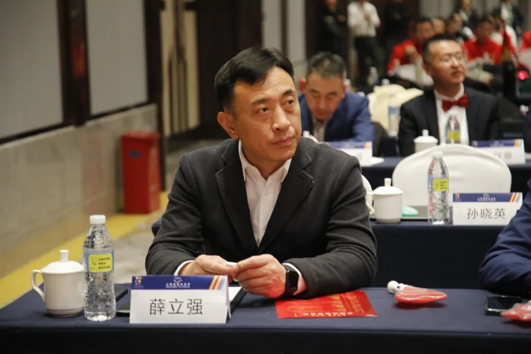 1736128573734710249225179136.jpg 图片