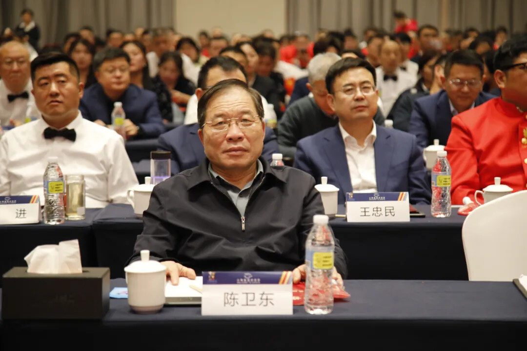 1736128647734710560006328320.jpg 图片