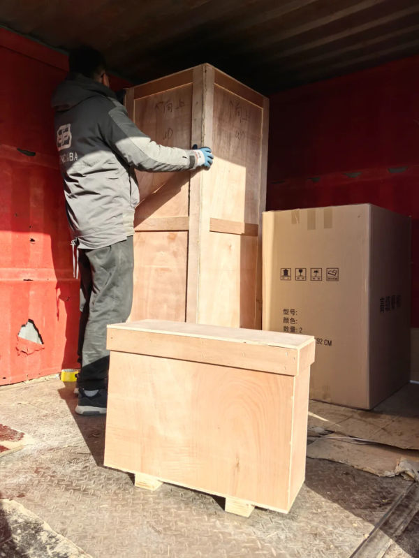 小鸭次氯酸发生器新加坡客户首批订单发出