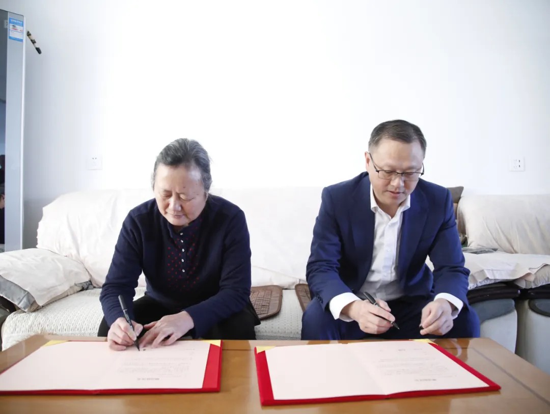 1738980174746670731121262592.jpg 图片